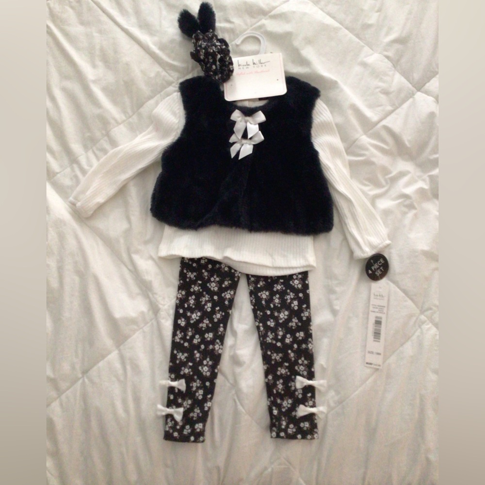 Nicole Miller Black and White Floral Girls Matching Set with Faux Fur Vest